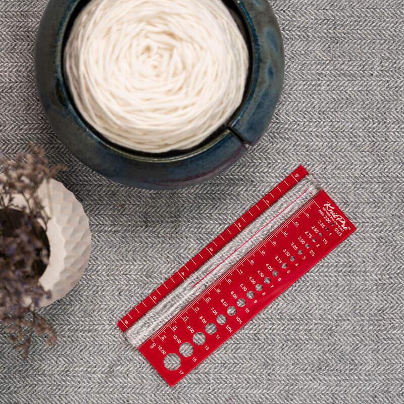 KnitPro Sizer Rectangle, accurate needle measurements.
